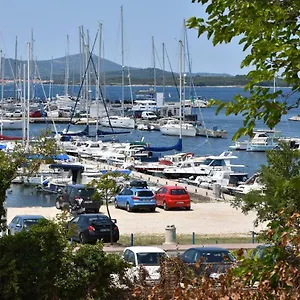 Luka Apartman Biograd Na Moru